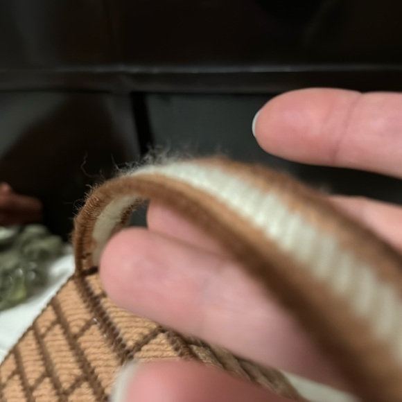 Needlepoint Kit Vintage Bag-Arm Carry Style-Cottage Core Mini House - Picture 14 of 16